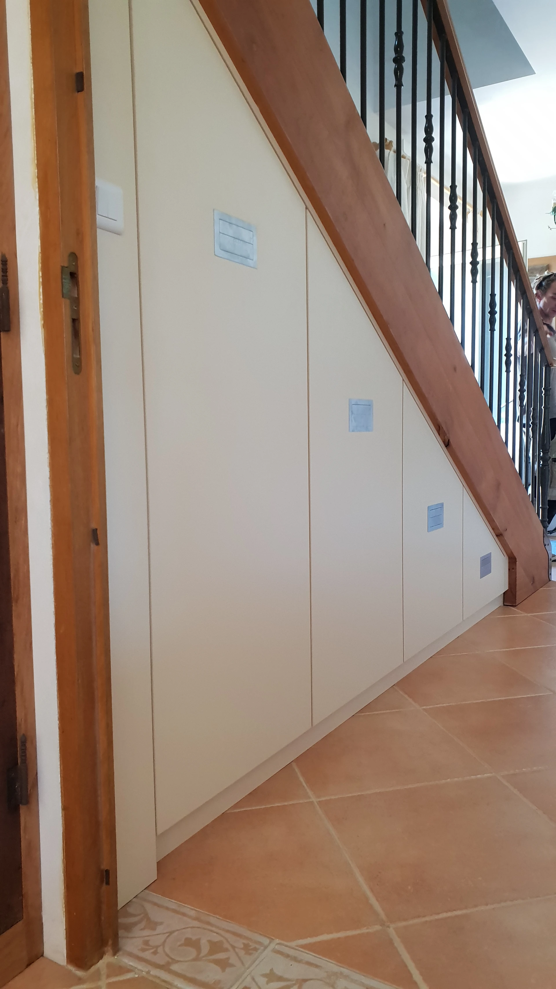 Agencement sous escalier Agencement sous escalier