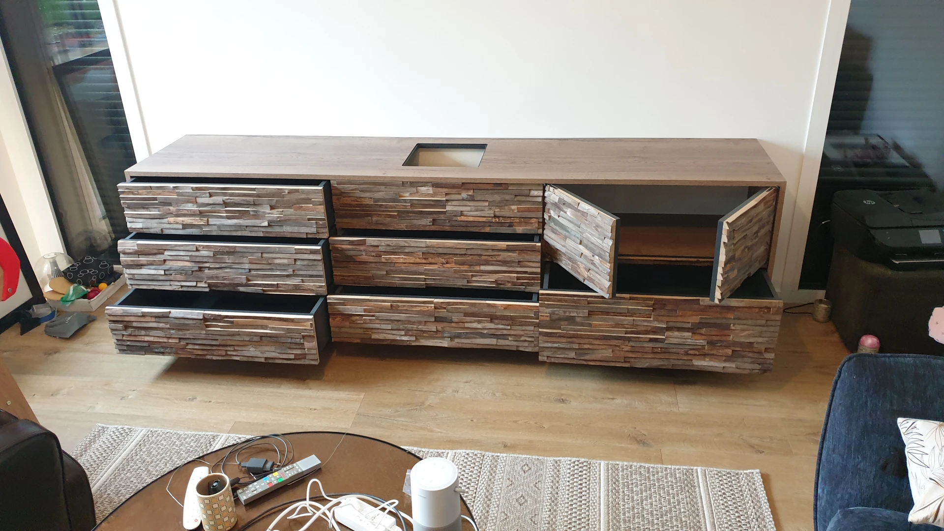 Meuble tv décor sculpté Meuble tv décor sculpté