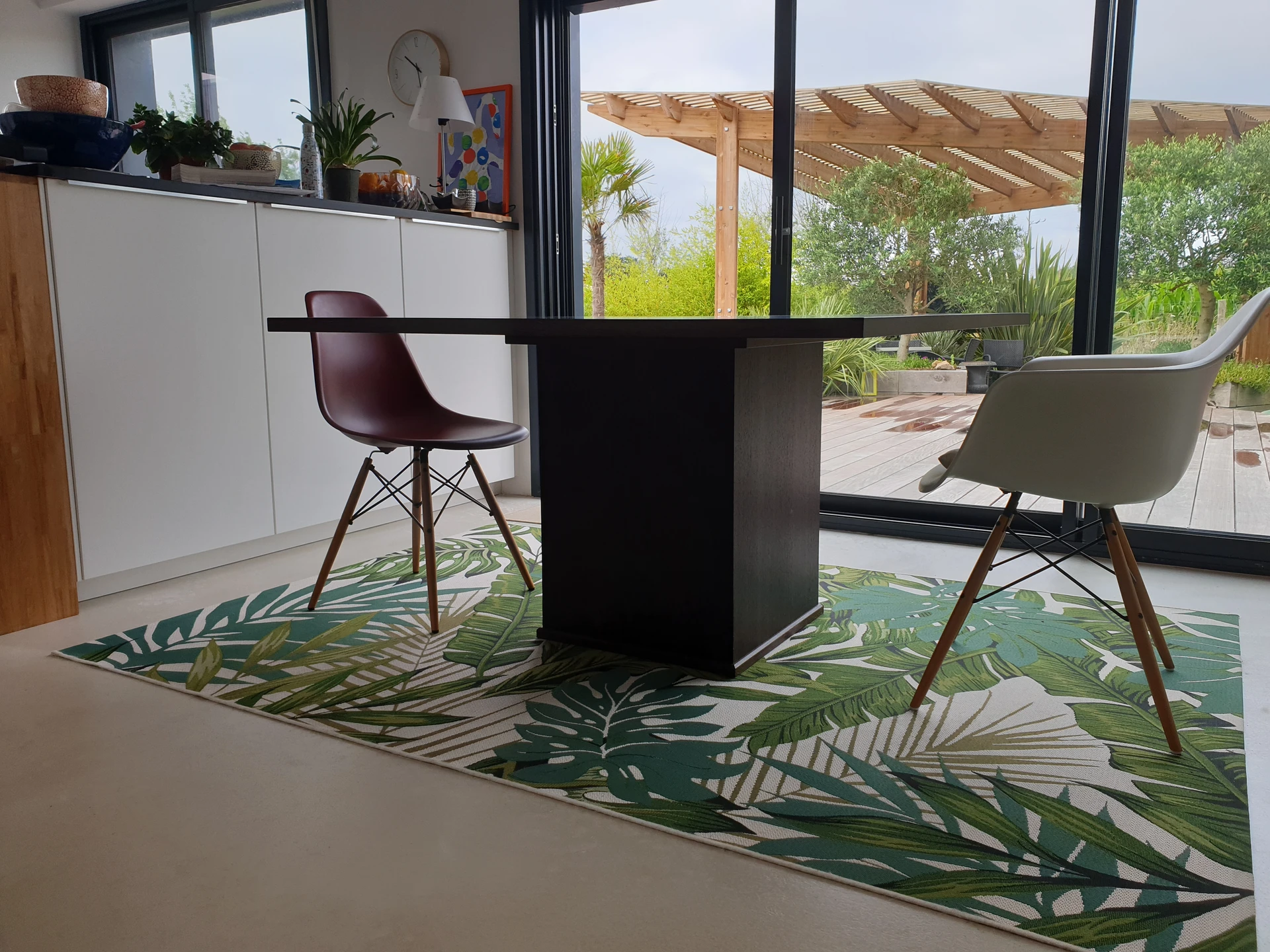 Table carrée en wengé Table carrée en wengé