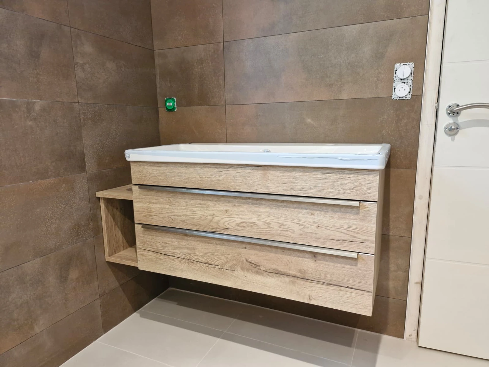 Meuble de salle de bains chêne blanchi XXX Meuble de salle de bains chêne blanchi XXX