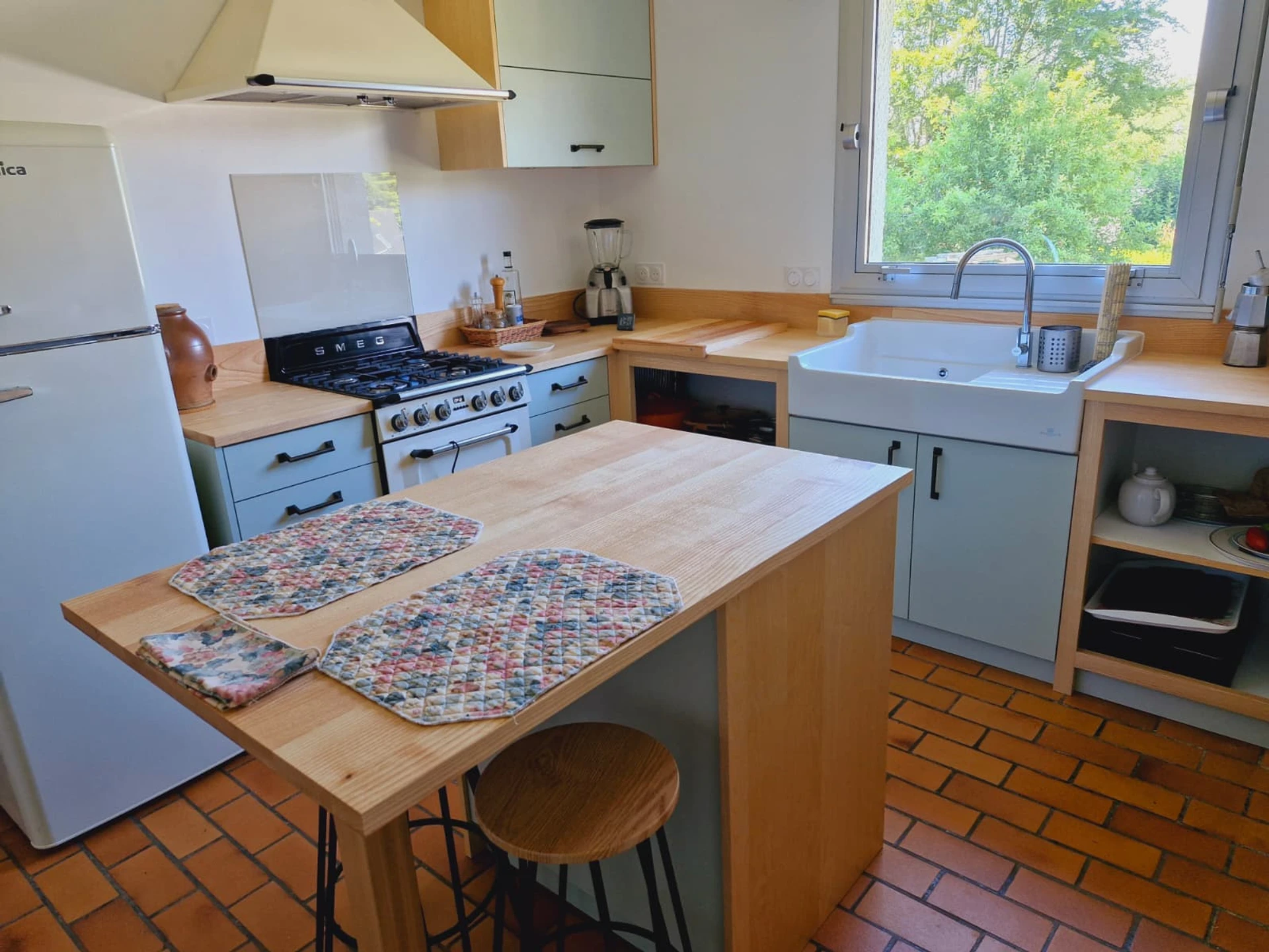 Cuisine à caissons ouverts XXX Cuisine à caissons ouverts XXX