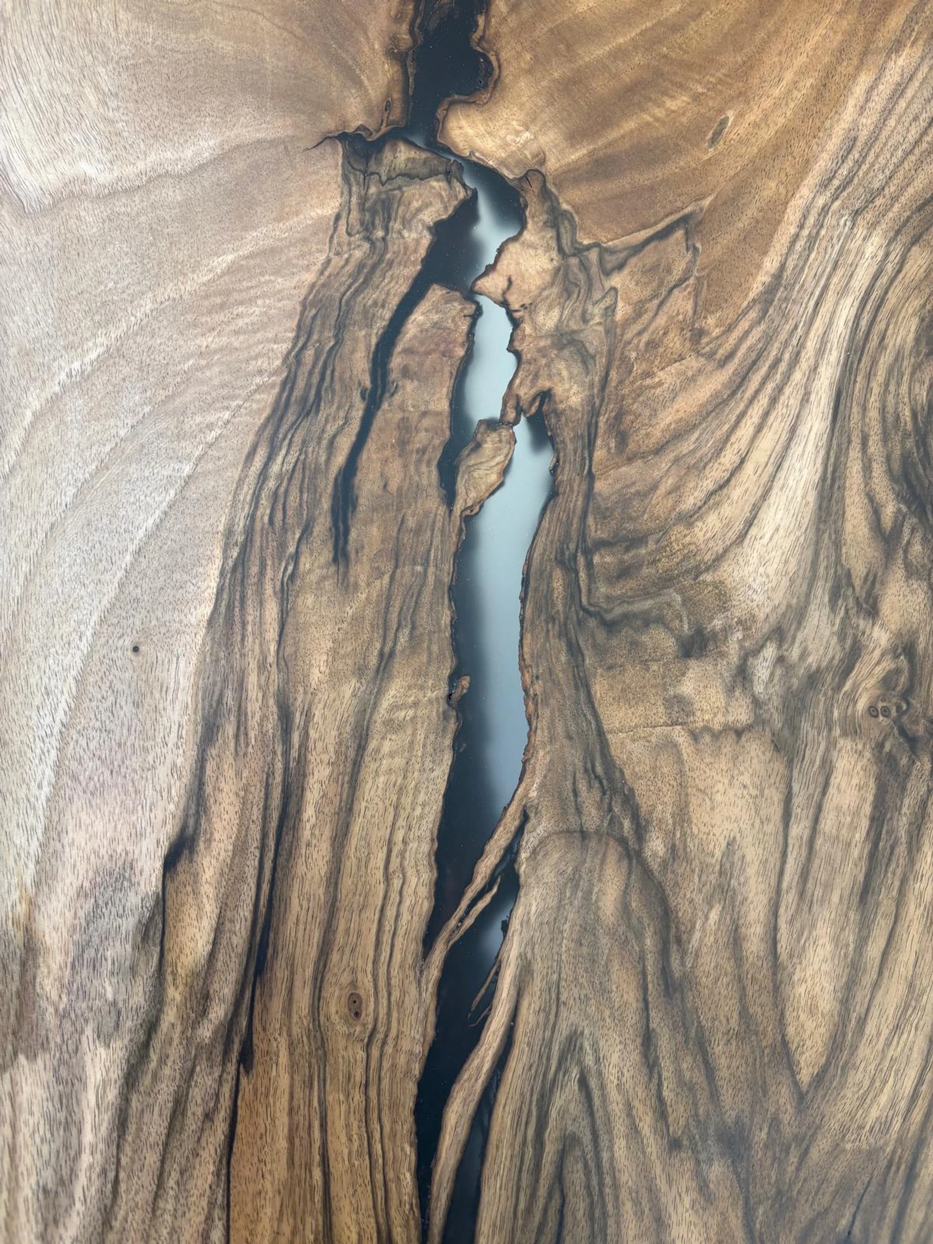 Table en noyer N1 Table en noyer N1